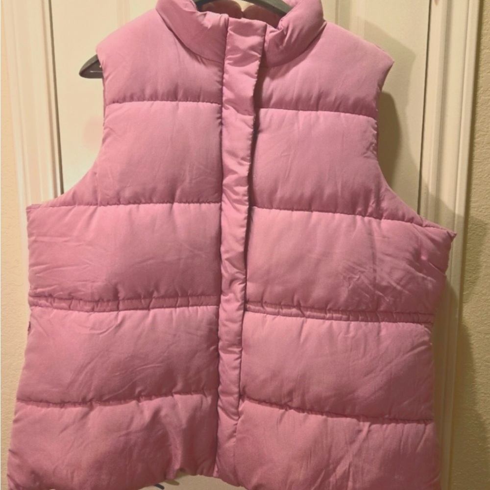 Amazon Light Pink Puffer Vest NWT - Picture 1 of 3